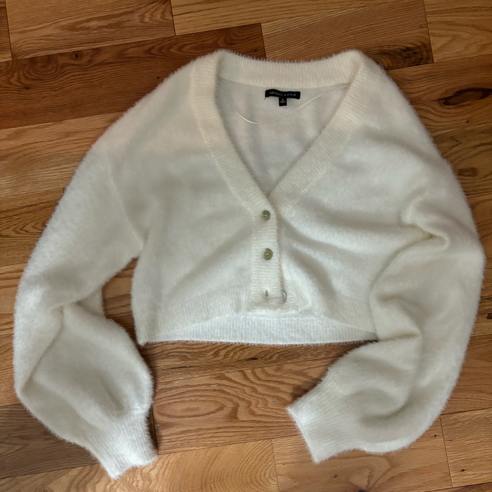 kendal and kylie sweater